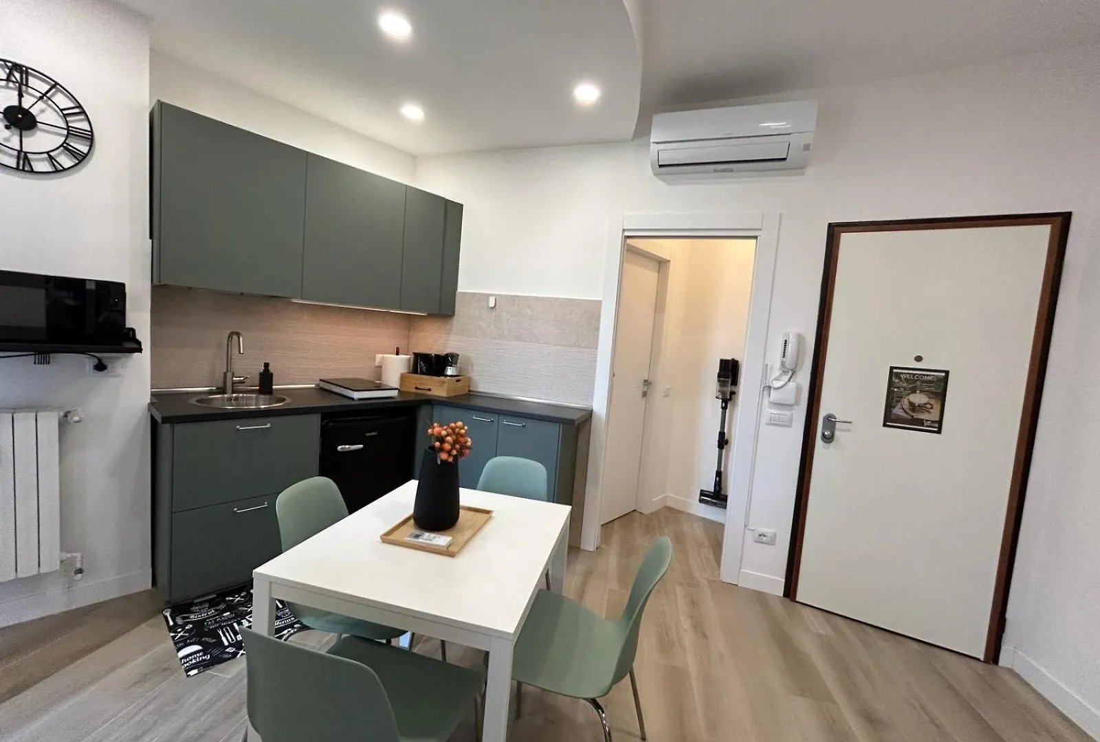 Modern Apartments Mm3 Afforifn Only 15 Min From Duomo Milano Italia